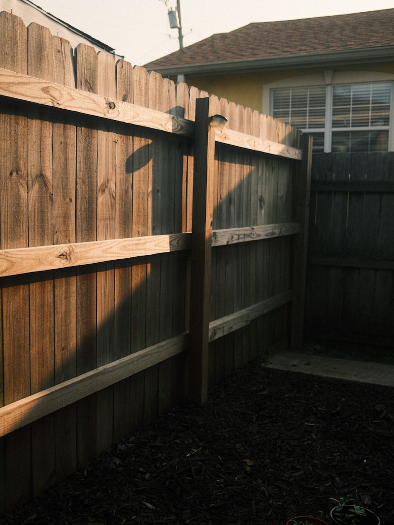 Interactive Fence Cost Calculator & Guide
